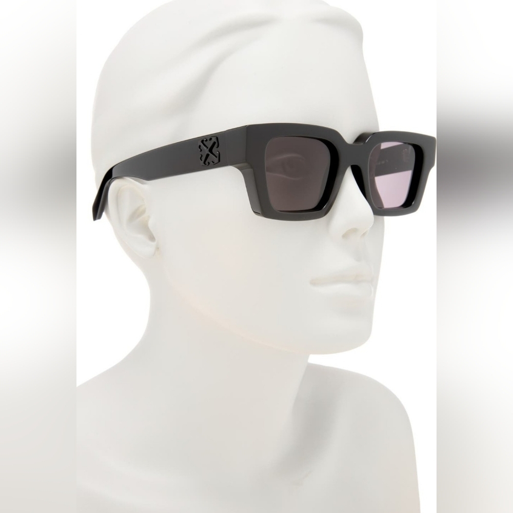Off-White 50 MmVirgil Square Sunglasses . - Picture 9 of 10